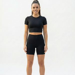 calza-negra-mujeres-chicas-a-la-moda-tendencias